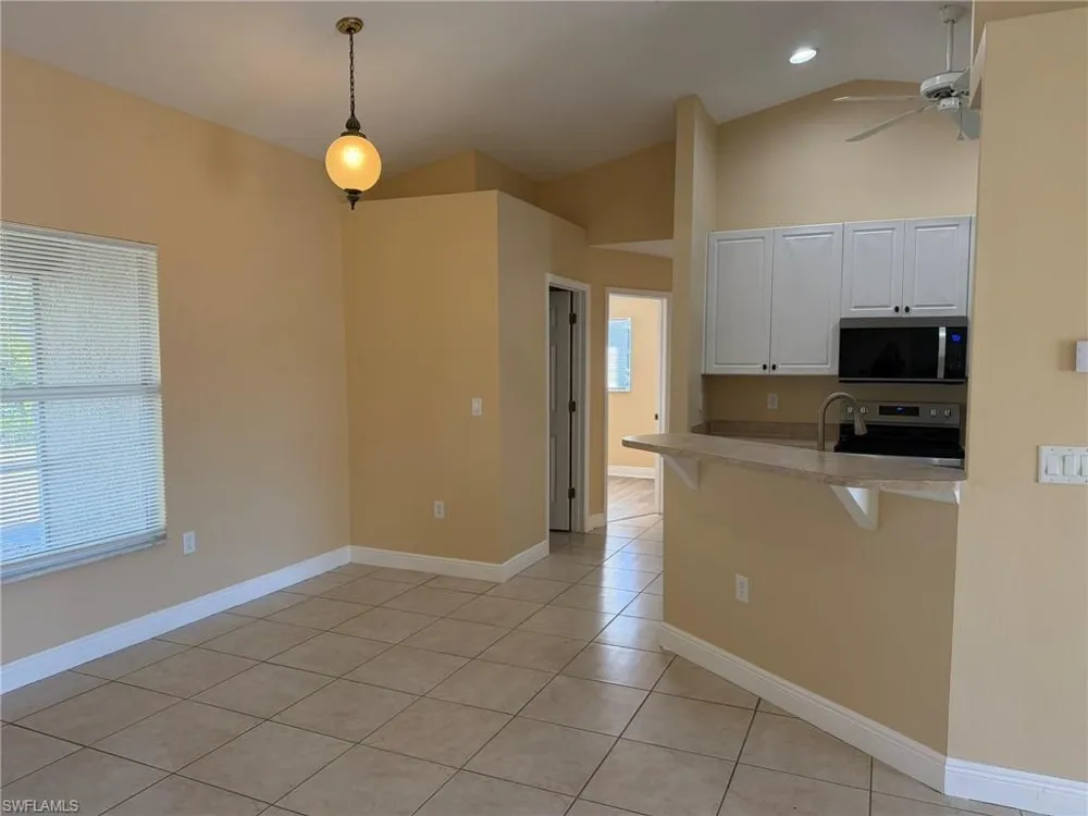 2553 NW 21st Avenue Cape Coral, FL 33993