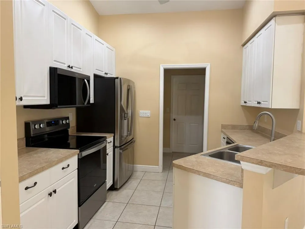 2553 NW 21st Avenue Cape Coral, FL 33993