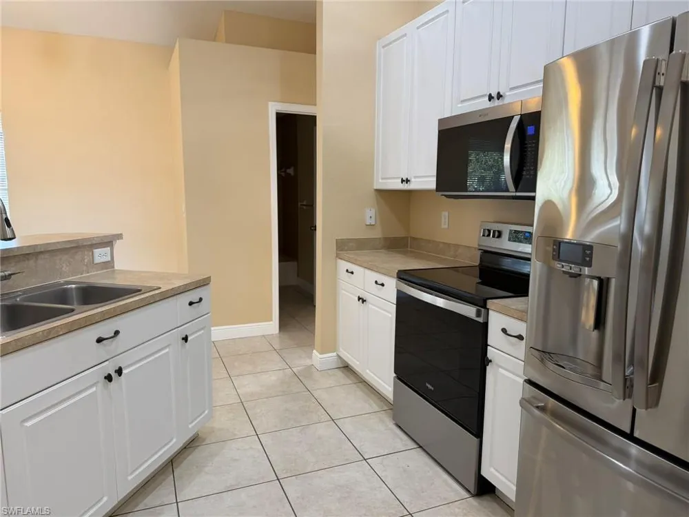 2553 NW 21st Avenue Cape Coral, FL 33993