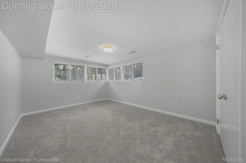 4121 ECHO ROAD Bloomfield Charter Township, MI 48302