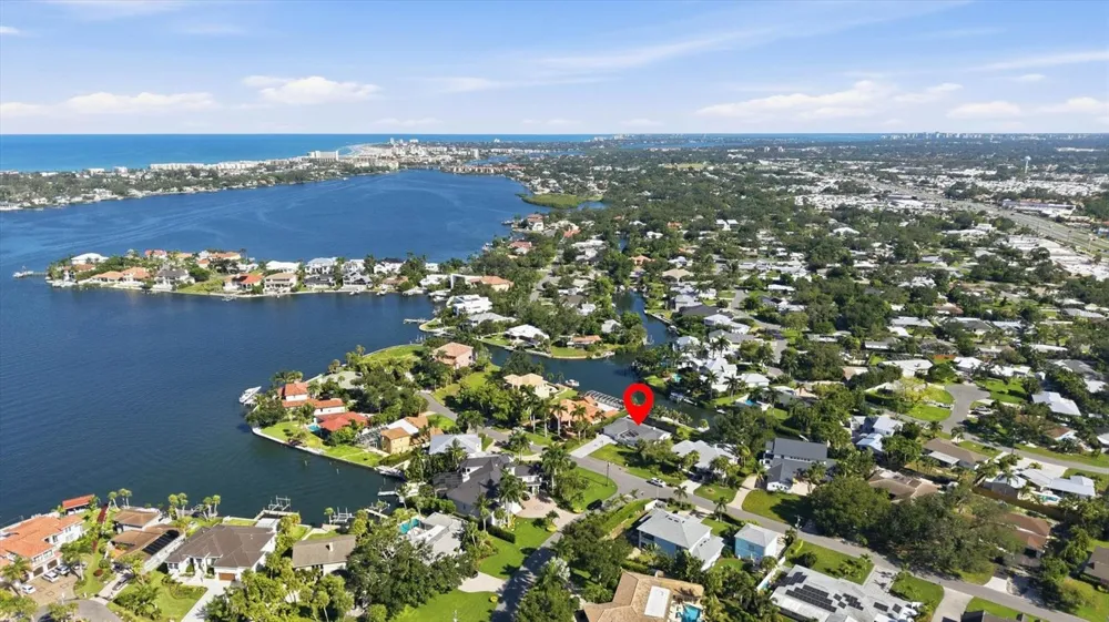 1761 SANDALWOOD DRIVE Sarasota, FL 34231