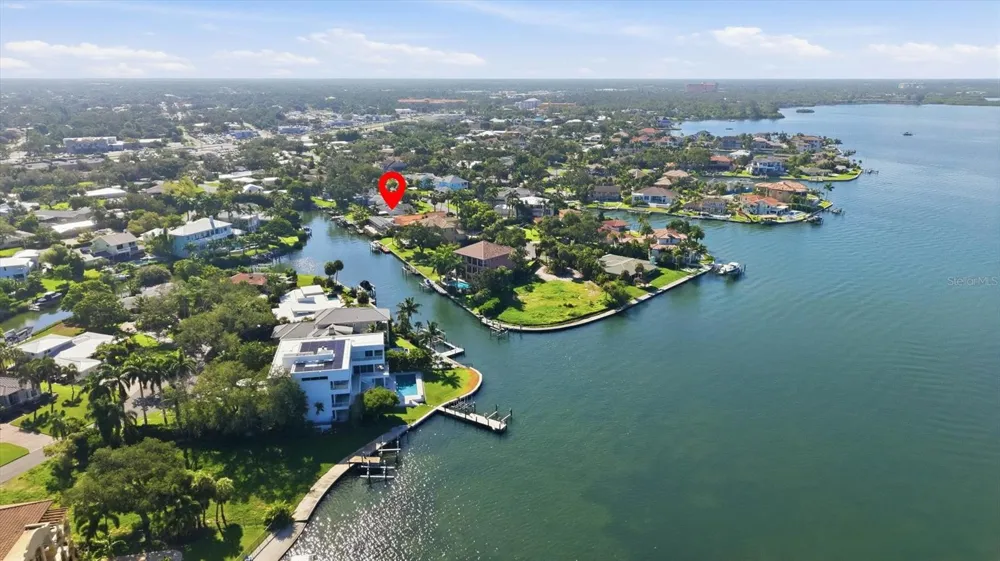 1761 SANDALWOOD DRIVE Sarasota, FL 34231