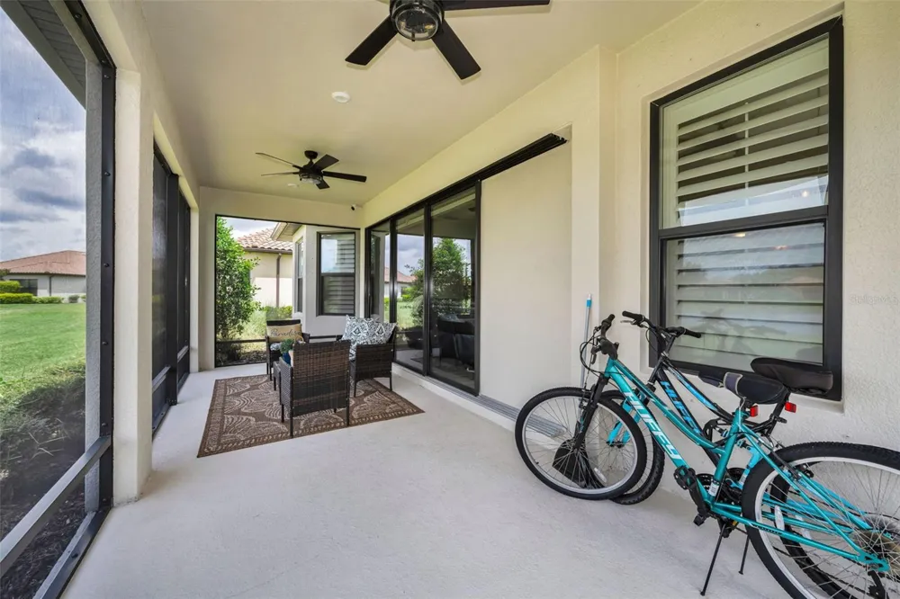 11386 JUGLANS DRIVE Odessa, FL 33556