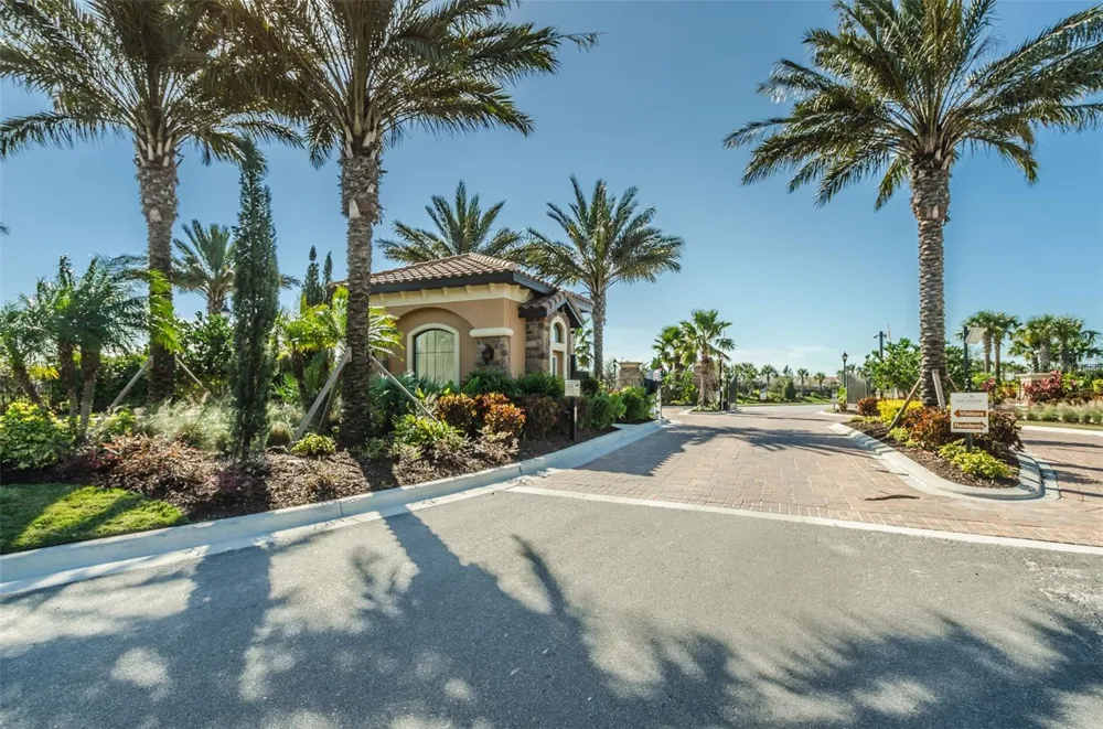 11386 JUGLANS DRIVE Odessa, FL 33556