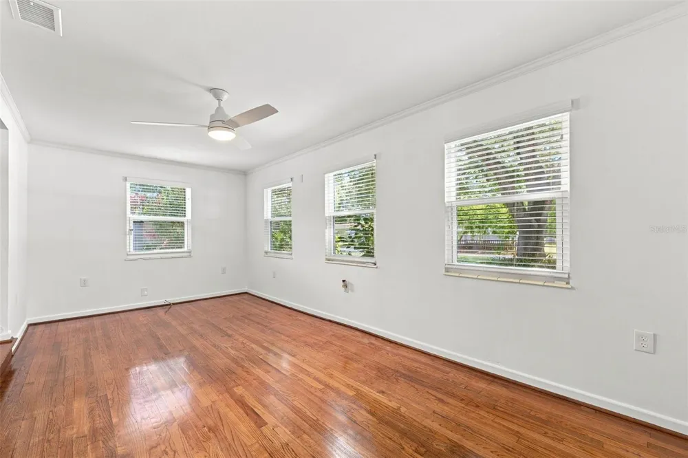 7660 54TH STREET Pinellas Park, FL 33781