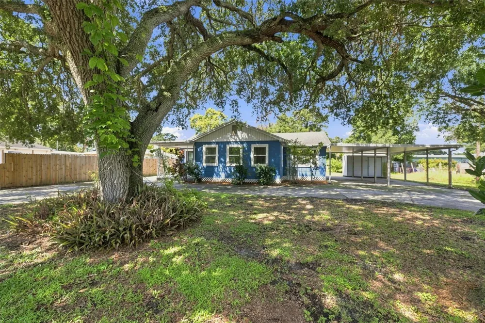 7660 54TH STREET Pinellas Park, FL 33781