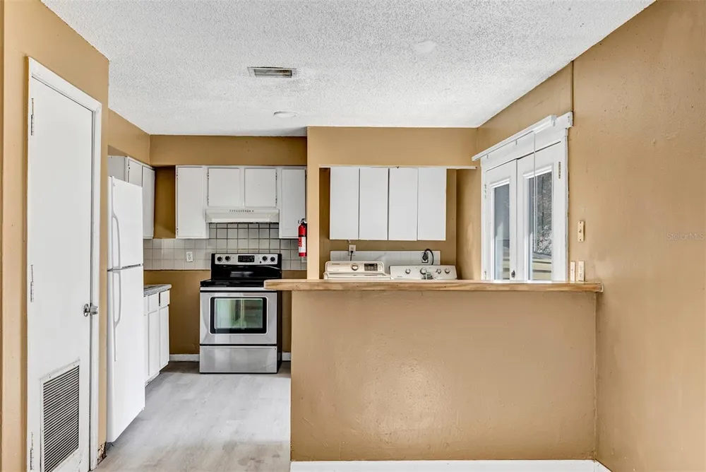5879 NW 1ST STREET ocala, FL 34482