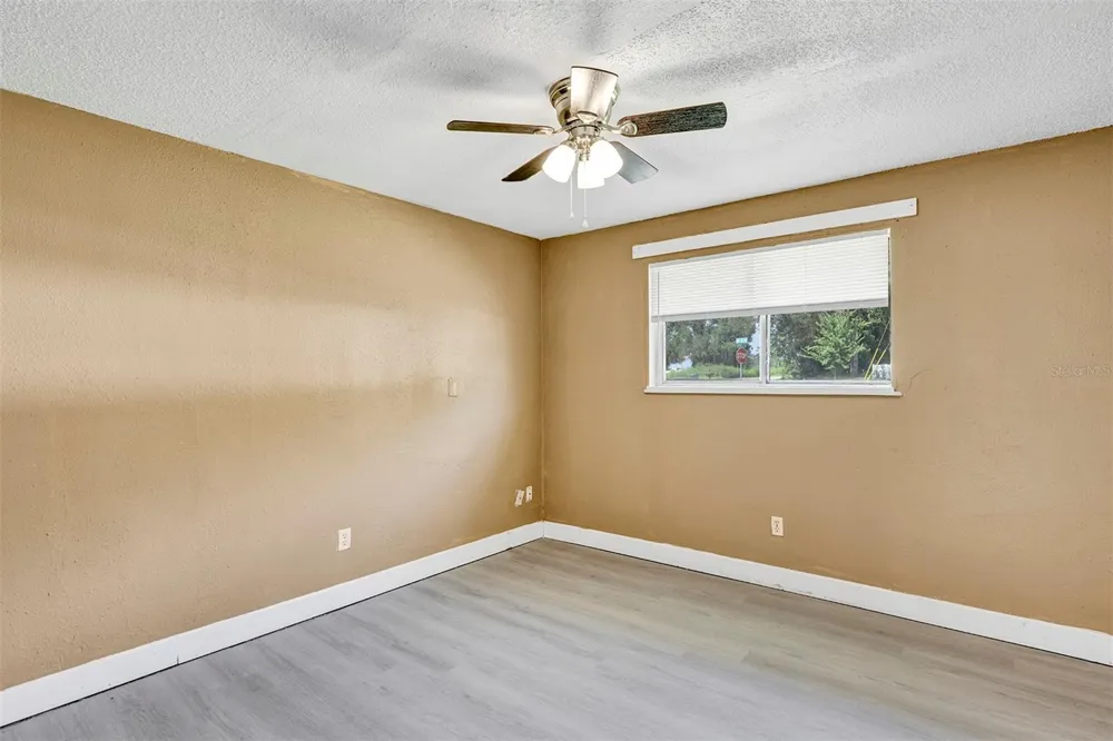 5879 NW 1ST STREET ocala, FL 34482