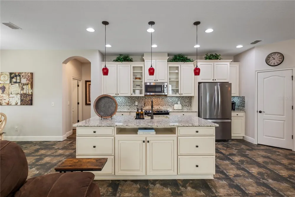 8104 JAILENE DRIVE Windermere, FL 34786