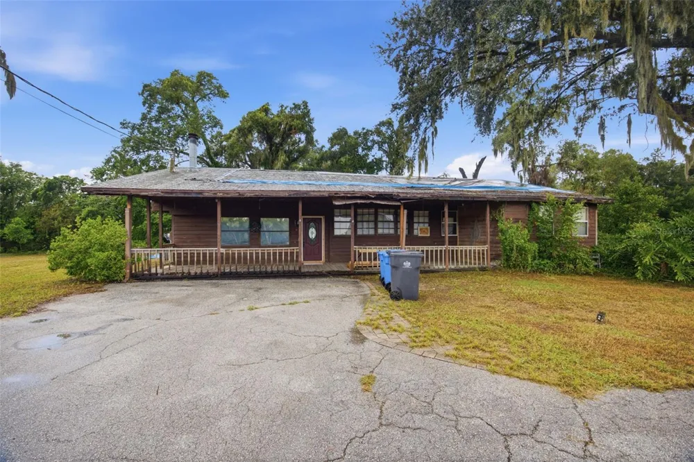 1810 BLAND WAY Dover, FL 33527
