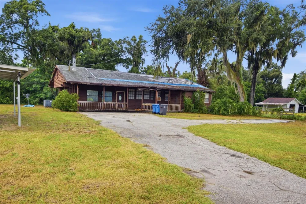 1810 BLAND WAY Dover, FL 33527