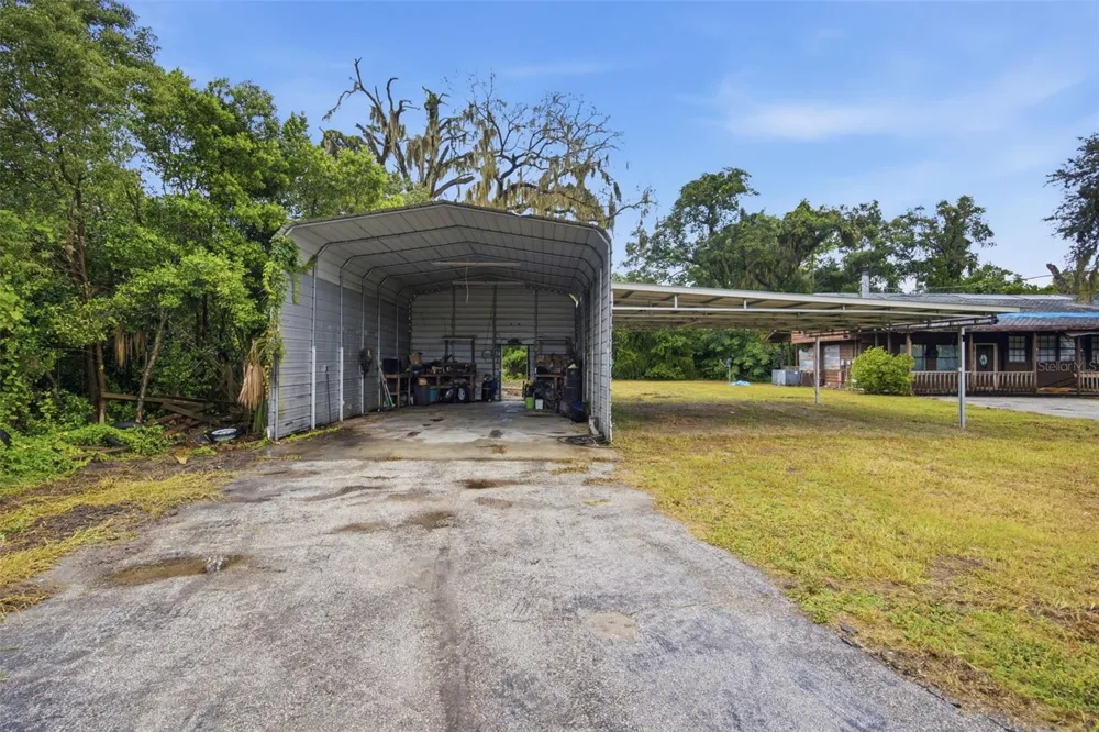 1810 BLAND WAY Dover, FL 33527