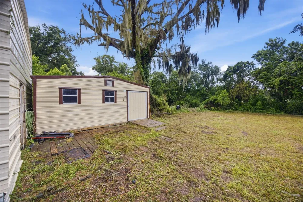 1810 BLAND WAY Dover, FL 33527