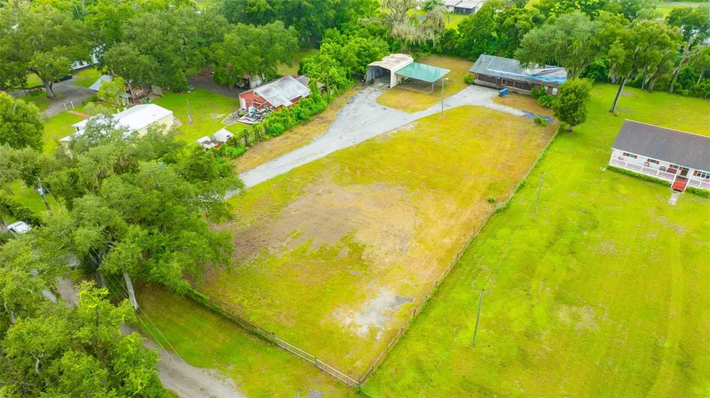 1810 BLAND WAY Dover, FL 33527