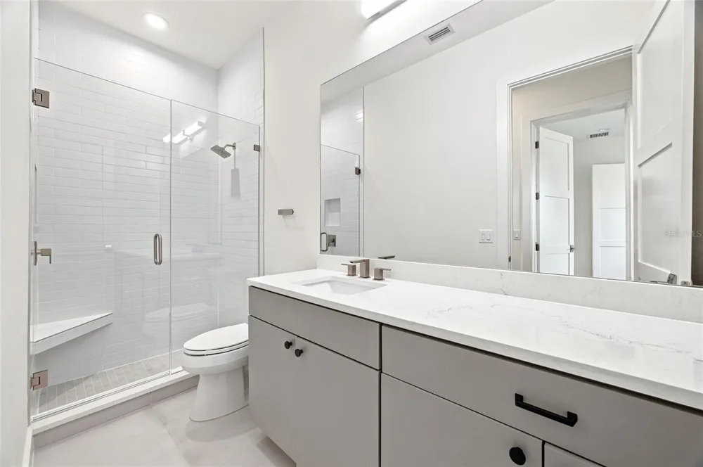 5104 W EVELYN DRIVE Tampa, FL 33609