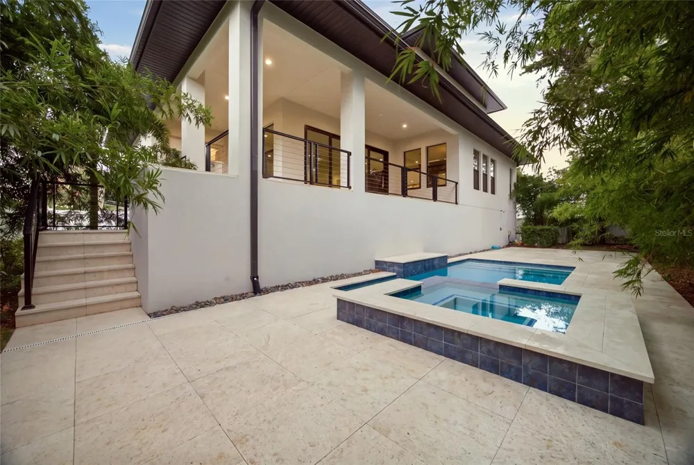 5104 W EVELYN DRIVE Tampa, FL 33609