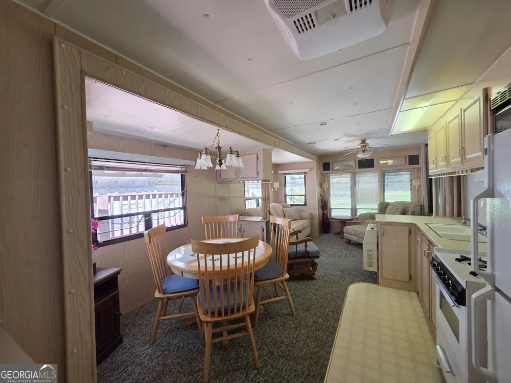 110 Holiday Loop Cleveland, GA 30528