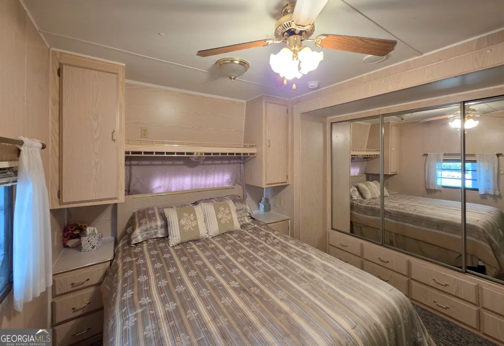 110 Holiday Loop Cleveland, GA 30528