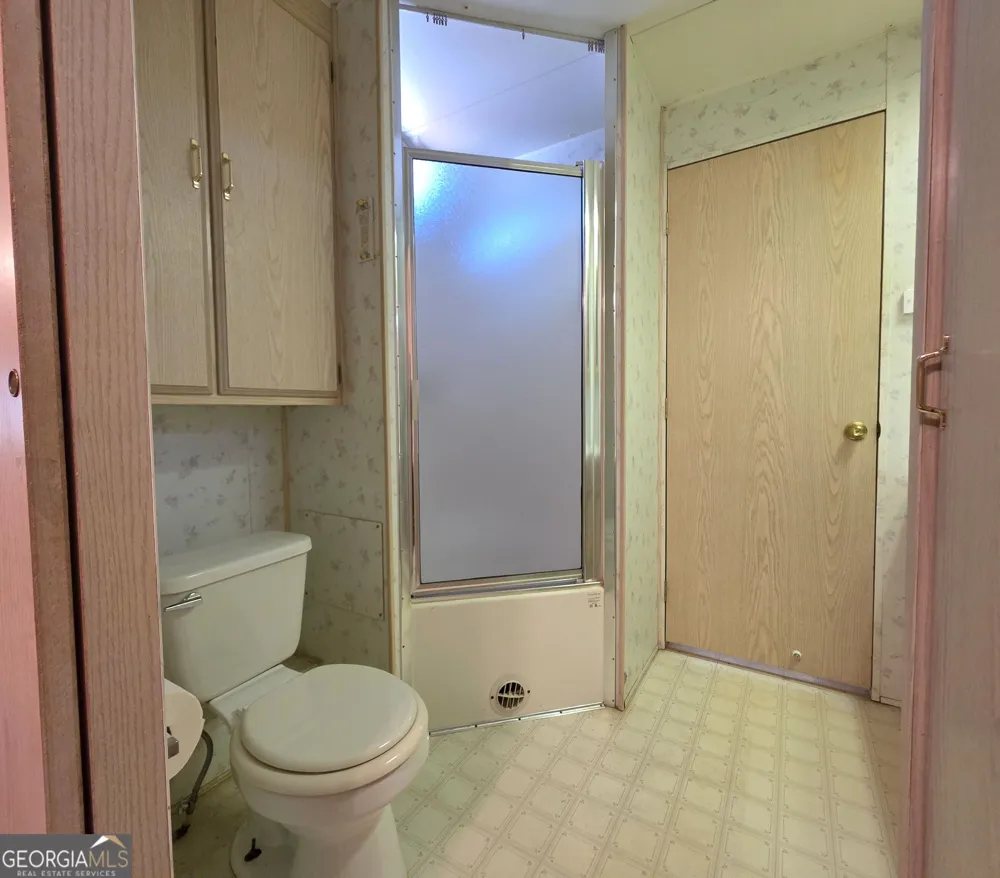 110 Holiday Loop Cleveland, GA 30528