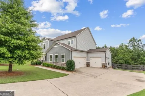 26 Ridgemont WAY