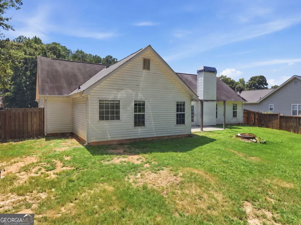 540 WINDERMERE DR DR Loganville, GA 30052