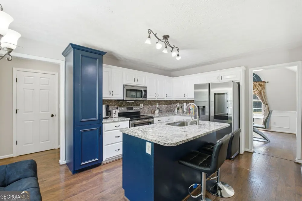 540 WINDERMERE DR DR Loganville, GA 30052