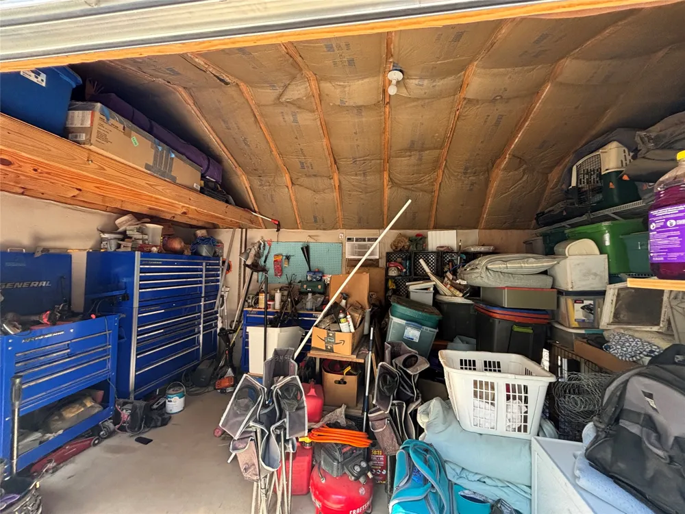 667 Paint Creek South Road Paige, TX 78659