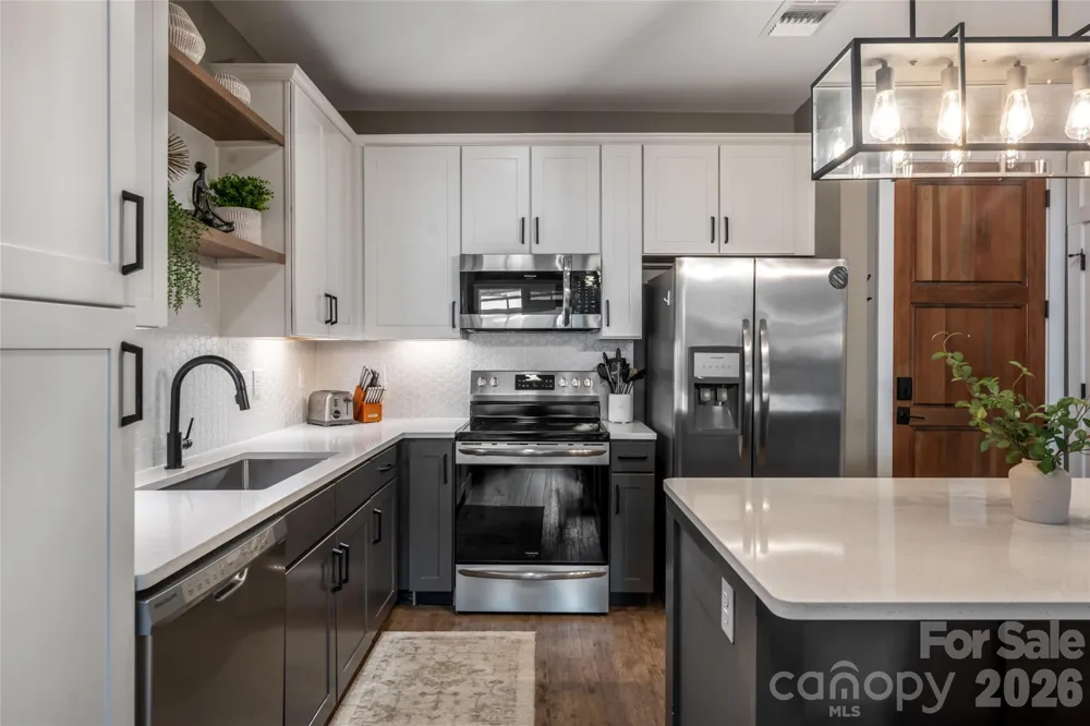 55 S Market Street #107 Asheville, NC 28801