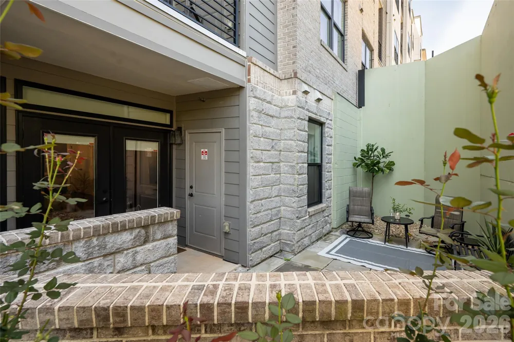 55 S Market Street #107 Asheville, NC 28801