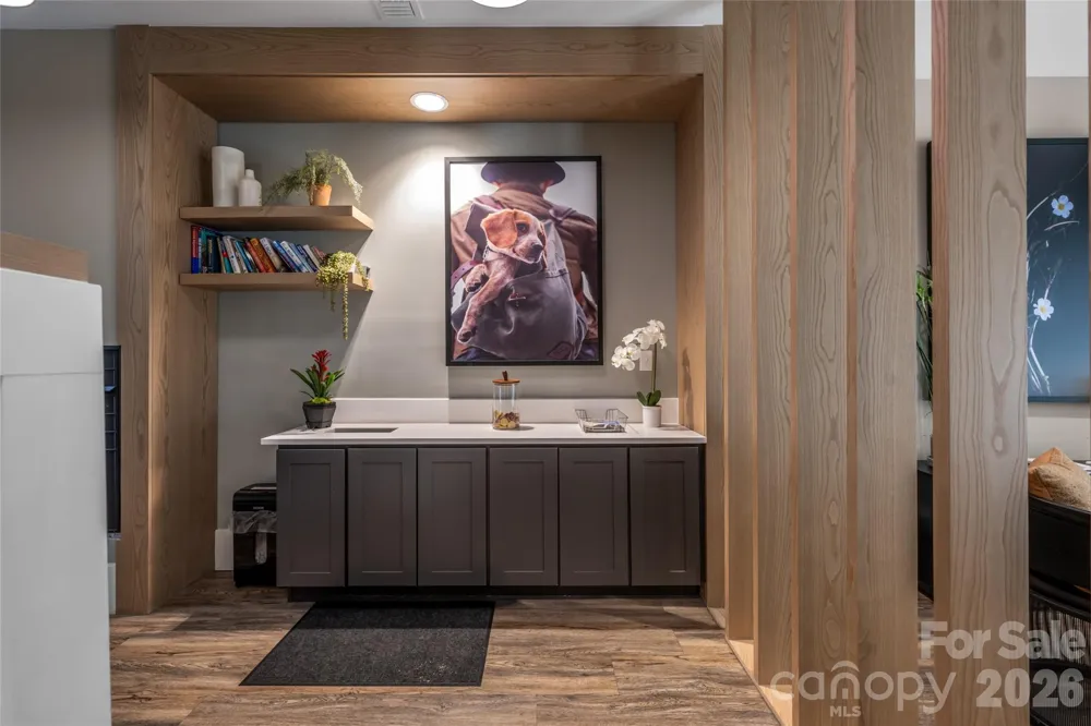 55 S Market Street #107 Asheville, NC 28801