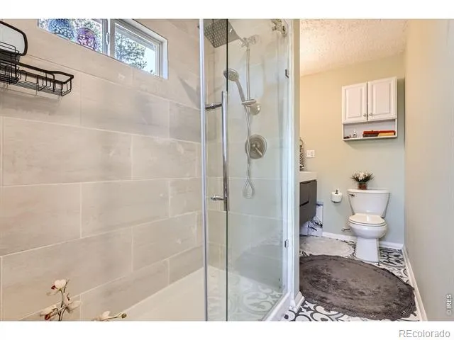 33 L ROAD Golden, CO 80403