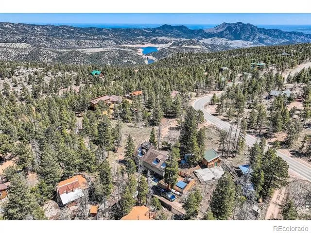 33 L ROAD Golden, CO 80403
