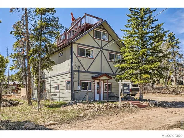 33 L ROAD Golden, CO 80403