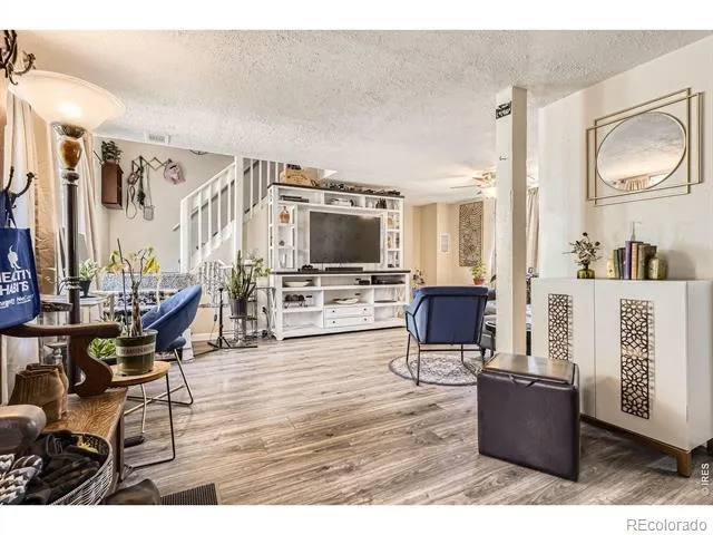 33 L ROAD Golden, CO 80403