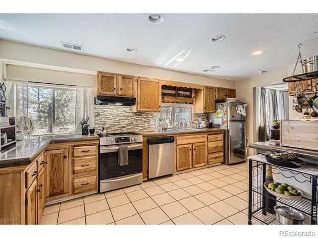 33 L ROAD Golden, CO 80403