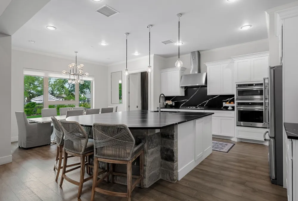495 Bunker Ranch Boulevard Dripping Springs, TX 78620