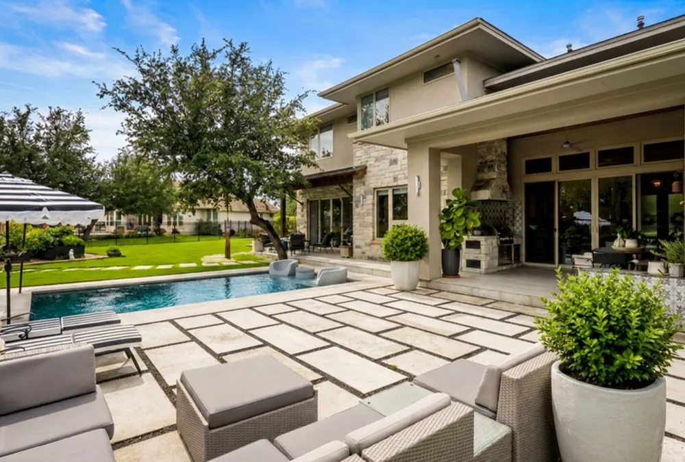 495 Bunker Ranch Boulevard Dripping Springs, TX 78620