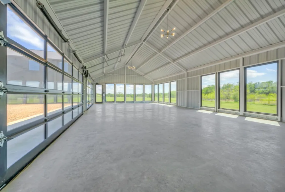 4201 County Road 463 Elgin, TX 78621