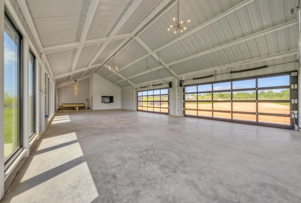 4201 County Road 463 Elgin, TX 78621