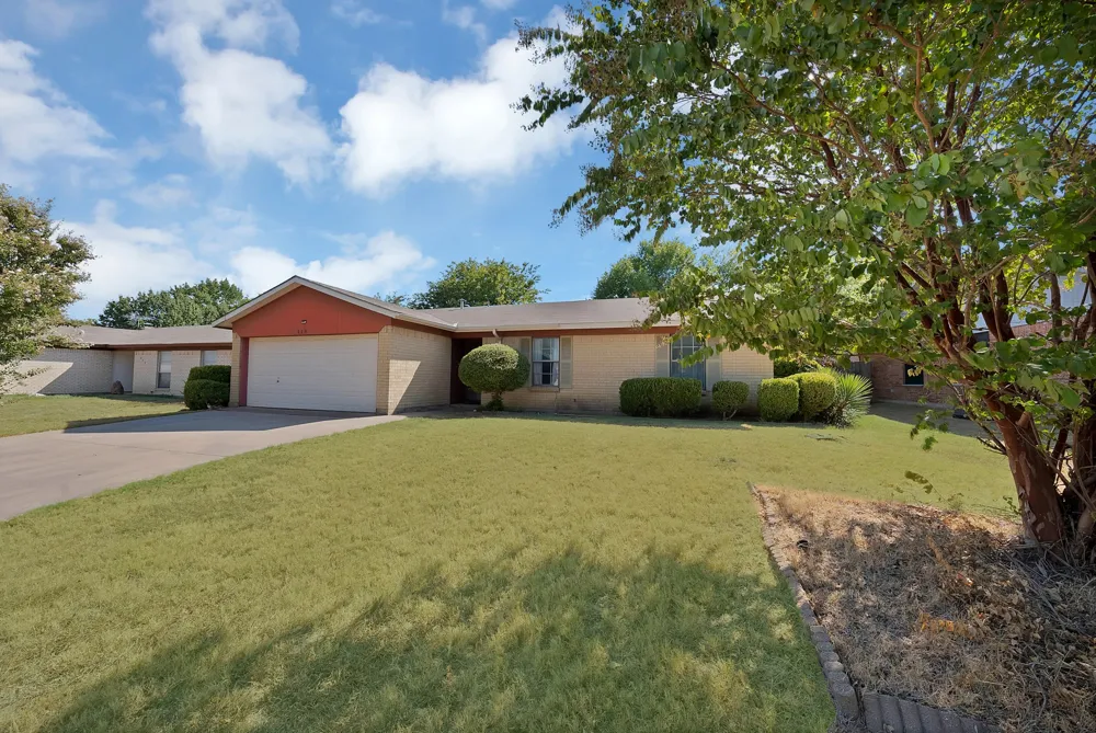 520 Guadalupe Drive Saginaw, TX 76179