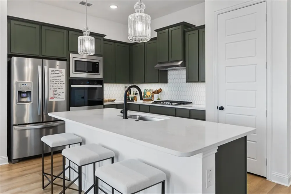 1513 Elle Lane Aubrey, TX 76227