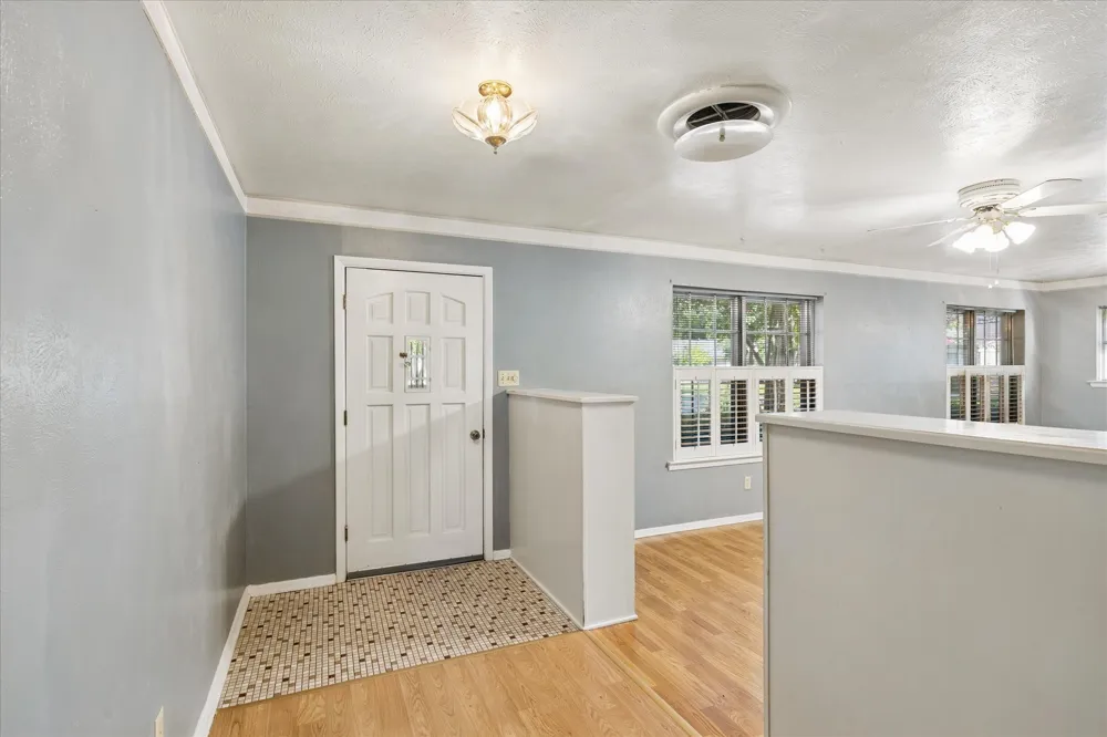 512 Brown Trail Court Hurst, TX 76053