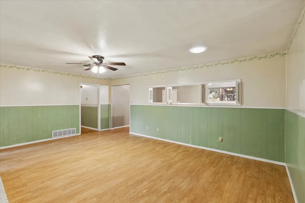 512 Brown Trail Court Hurst, TX 76053