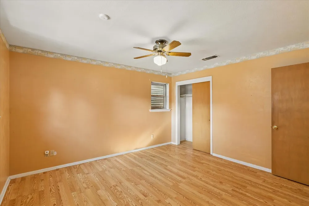 512 Brown Trail Court Hurst, TX 76053