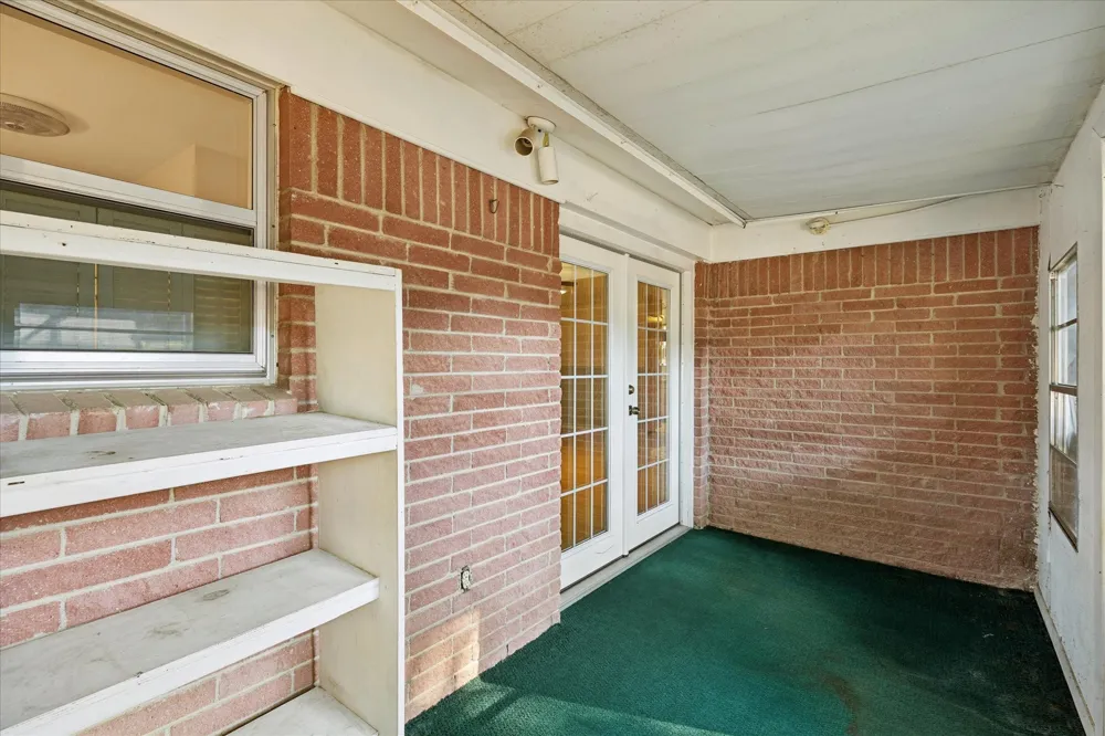 512 Brown Trail Court Hurst, TX 76053