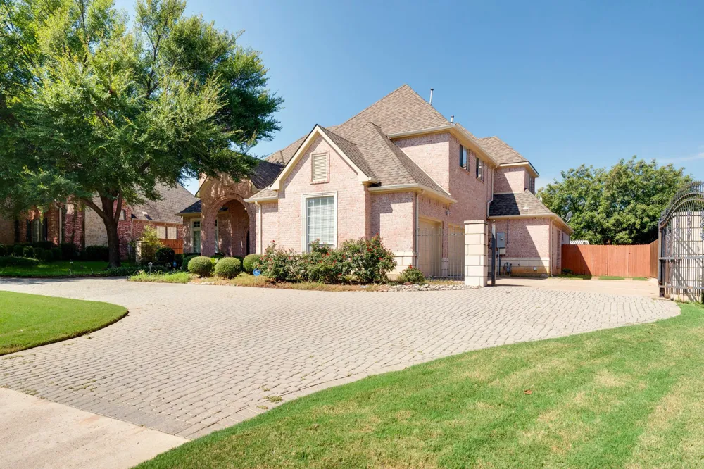 7012 Shalimar Court Colleyville, TX 76034