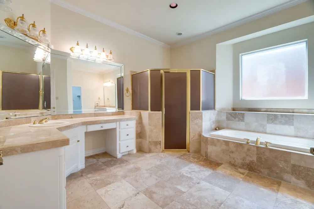 7012 Shalimar Court Colleyville, TX 76034