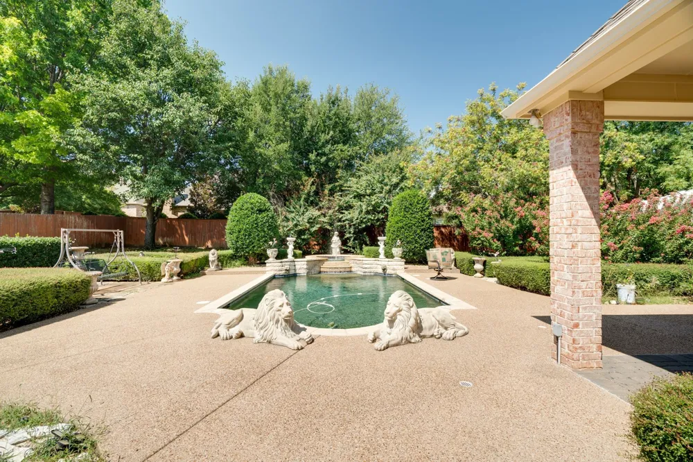 7012 Shalimar Court Colleyville, TX 76034