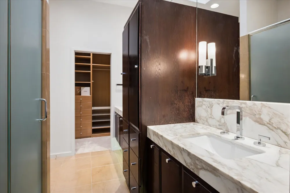 3210 Elizabeth Street Dallas, TX 75204
