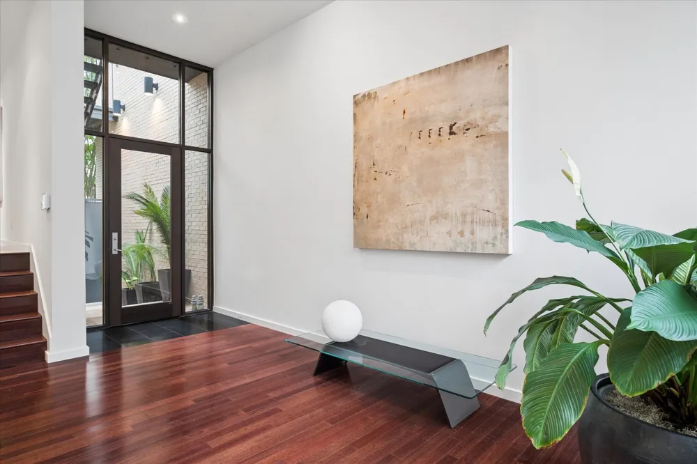 3210 Elizabeth Street Dallas, TX 75204